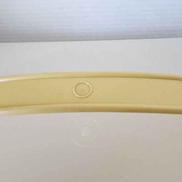 Vintage Tupperware 9" x 13" Cake Carrier w/ Base Lid Carry Handle 622-2 - Picture 4 of 6